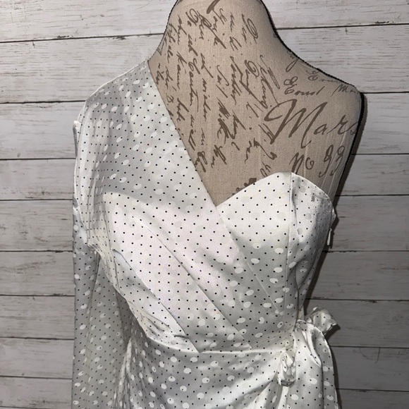 Significant Other Cosmos Dress - Picture 5 of 10